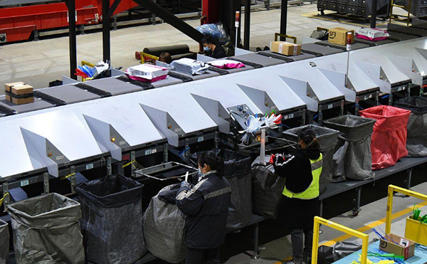 掃碼稱重量方一體機(jī),動(dòng)態(tài)dws設(shè)備,快遞包裹分揀機(jī)